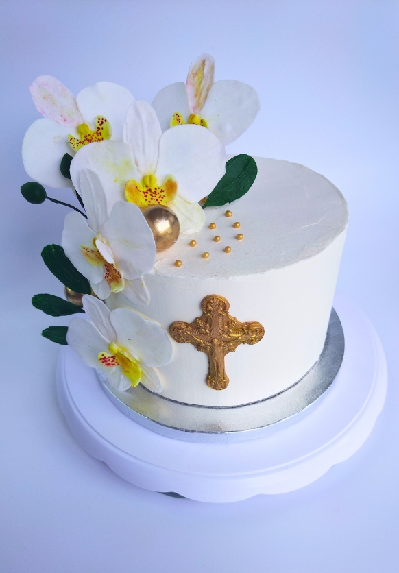 gâteau bapteme blanc croix blanc doré Lyli Twopik Yvelines